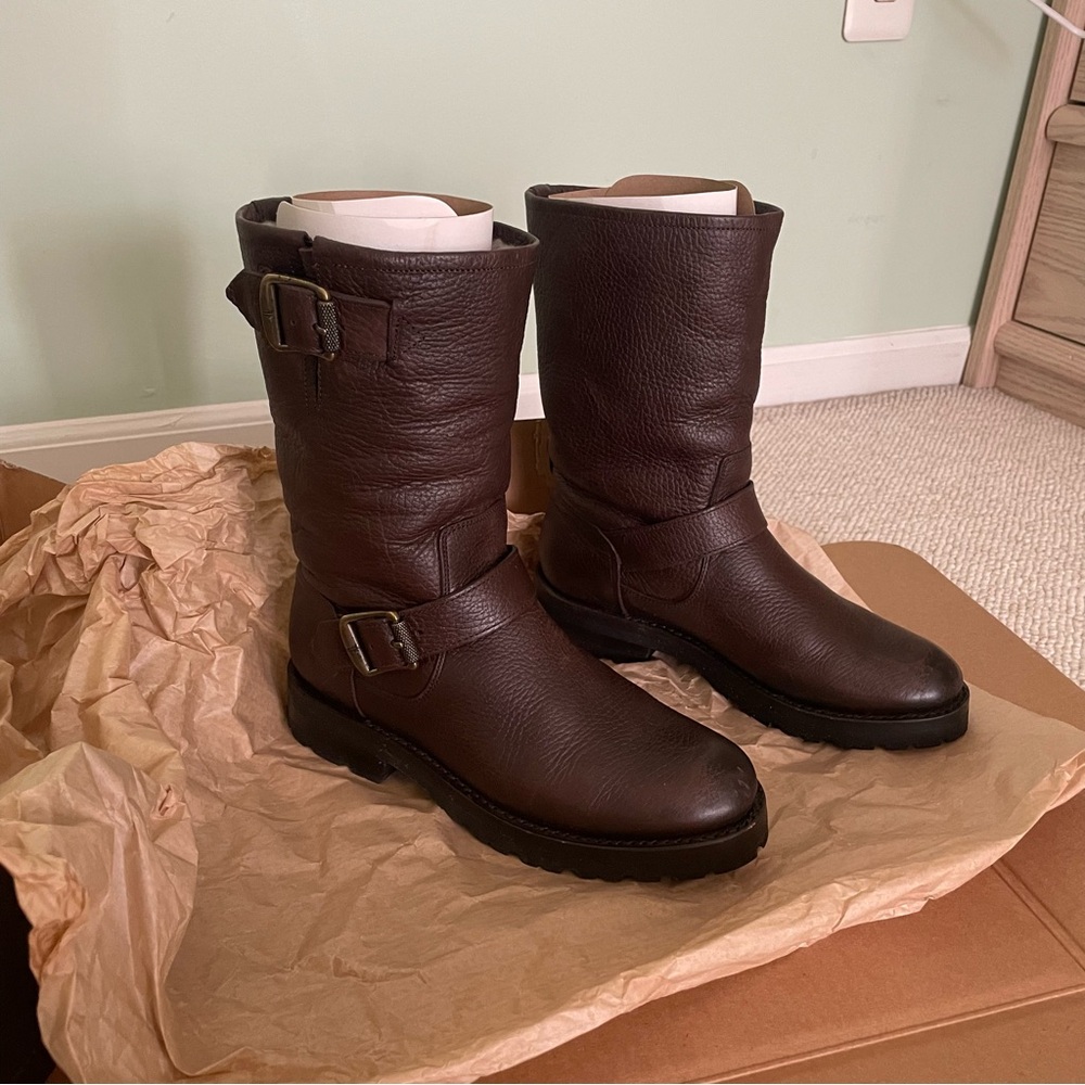 FRYE DARK BROWN NATALIE MID ENGINEER LUG SHEARLING BOOTS